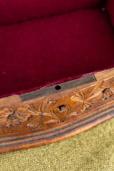 Antique Swiss Fôret Noir Edelweiss Wooden Box