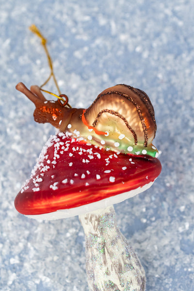 Woodfield Snail Glass Ornament