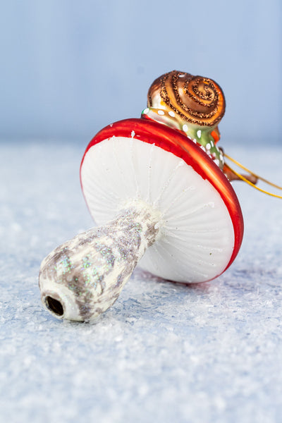 Woodfield Snail Glass Ornament