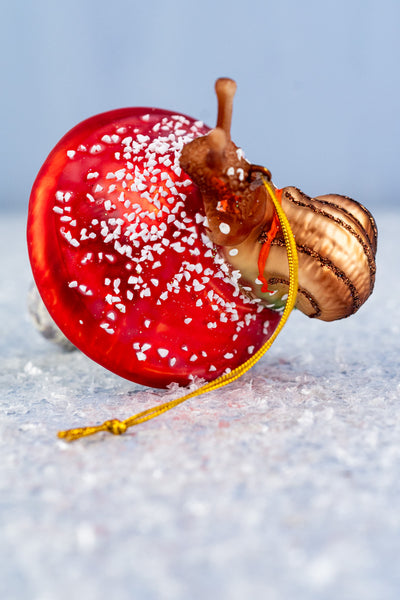 Woodfield Snail Glass Ornament