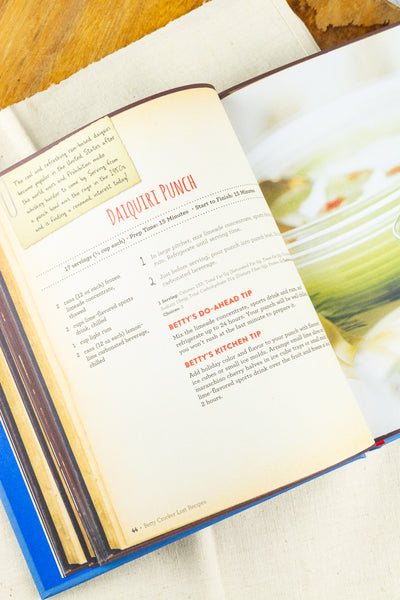 Betty Crocker Lost Recipes: Beloved Vintage Recipes for Today's Kitchen