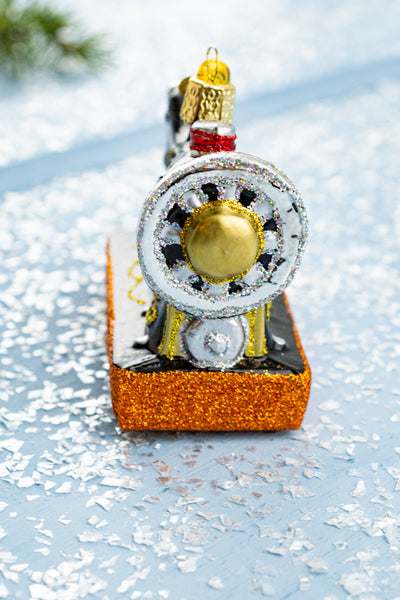 Glass Sewing Machine Ornament