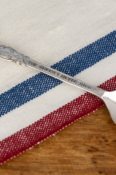 Vintage 1977 Queen Elizabeth Jubilee Silverplate Teaspoon - Set of 6