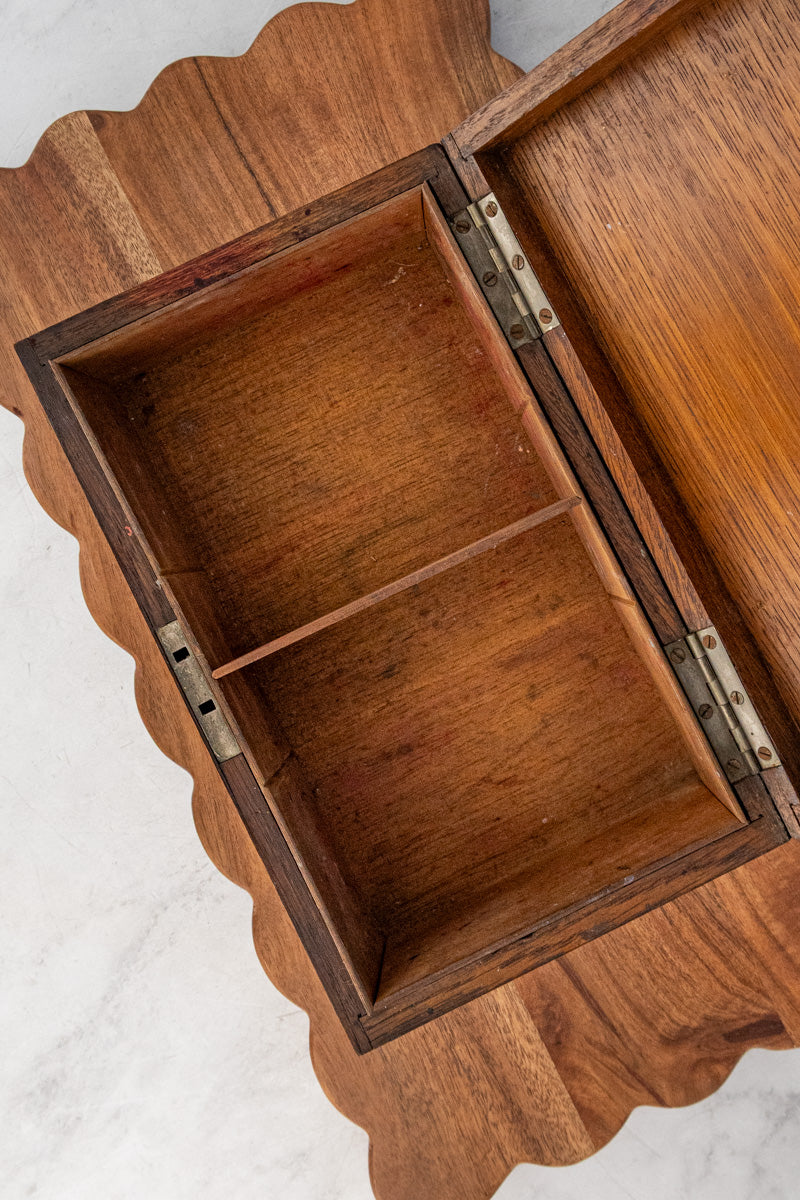 Antique English Cigar Box, image 11 of 17