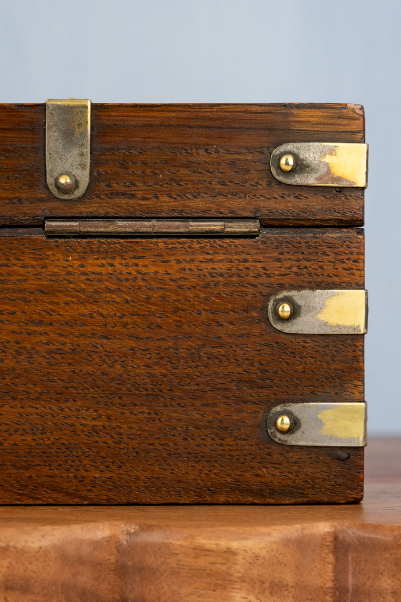 Antique English Cigar Box, image 9 of 17