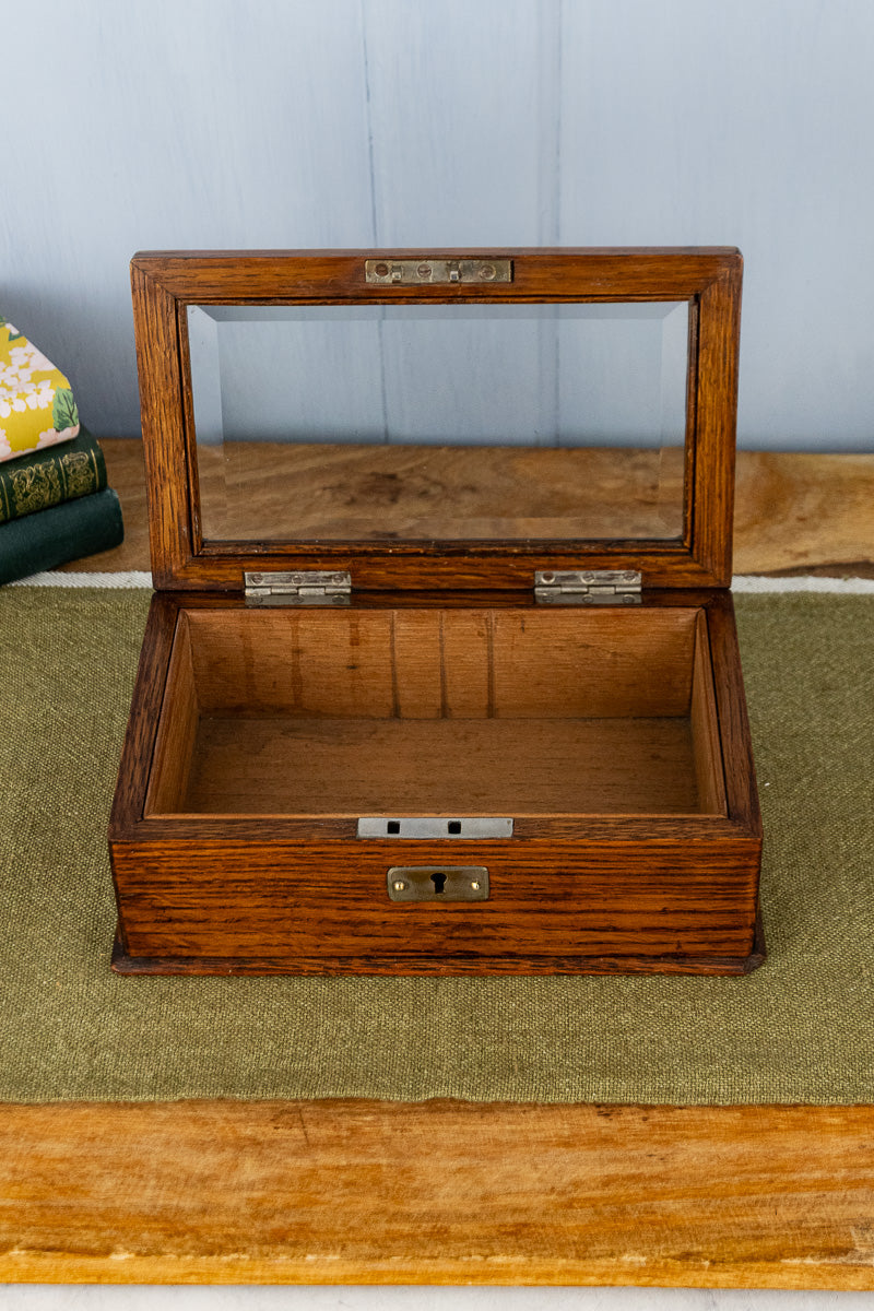 Vintage English Cigarette Box
