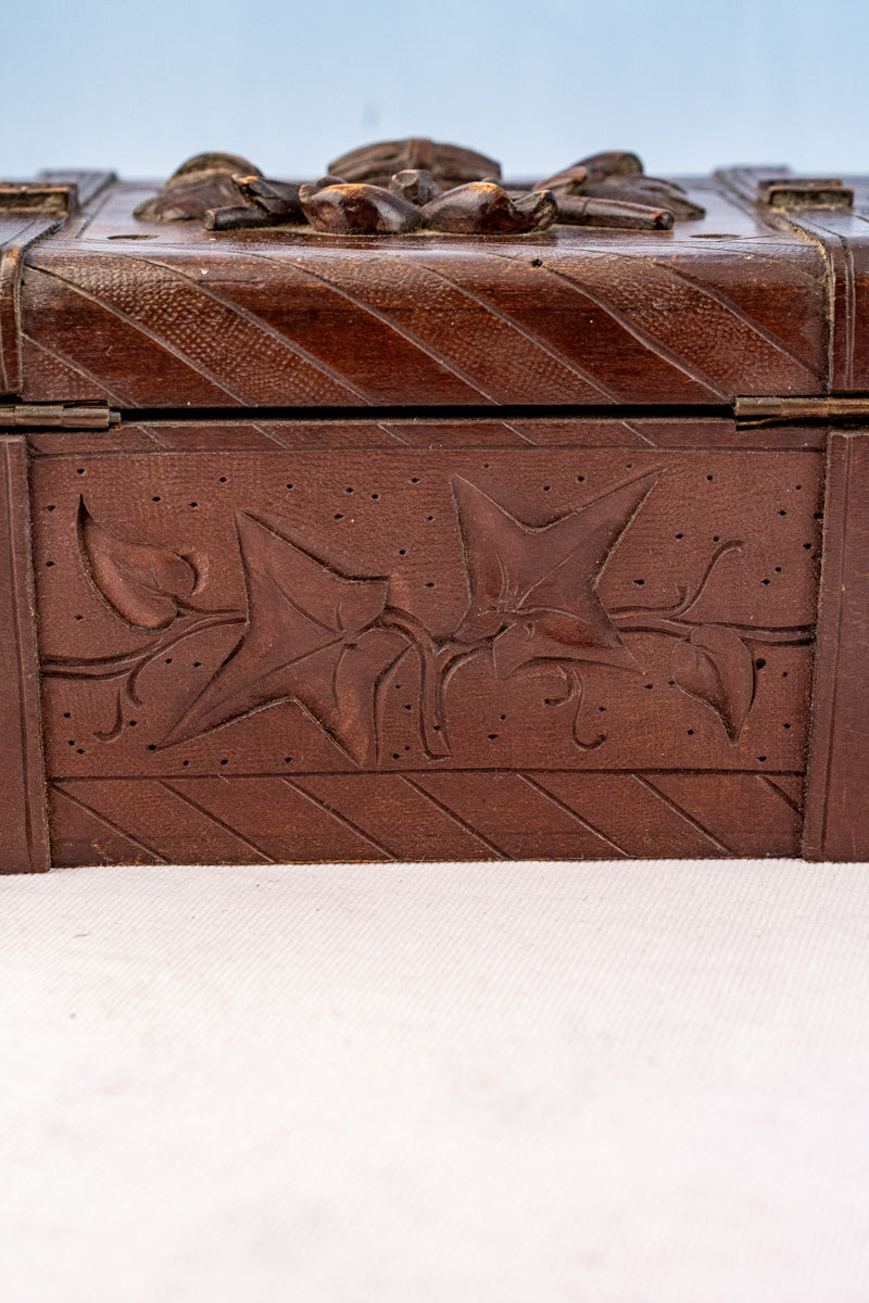 Antique French Carved Wooden Box, image 14 of 22