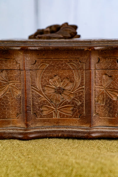 Antique Swiss Fôret Noir Edelweiss Wooden Box