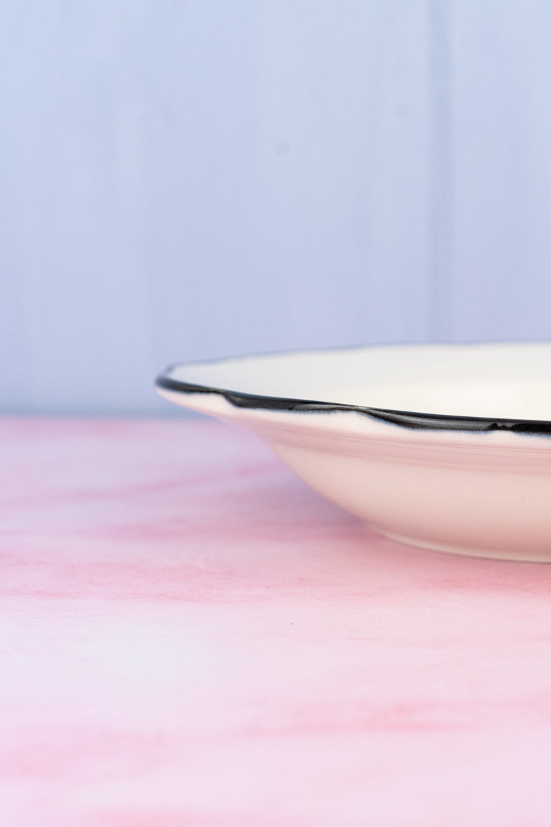 Black Band Scallop Edge Soup Bowl