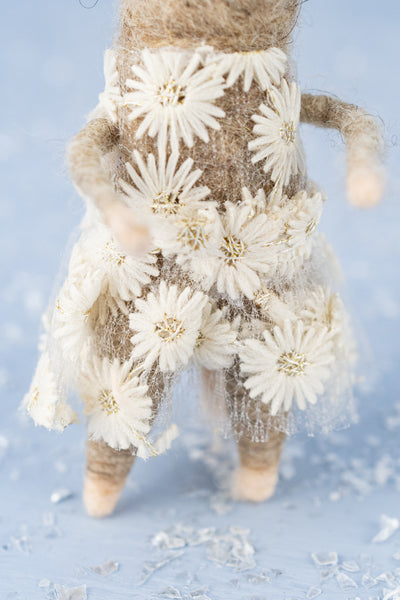 Dancing Daisy Mouse Ornament