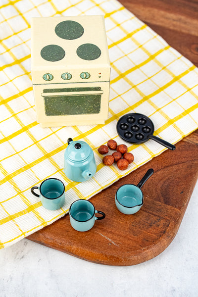 Danish Miniature Madam Blue's Favorites Kitchen Set