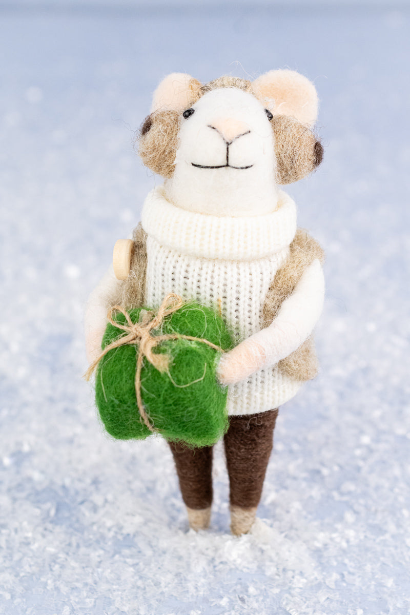 Earmuff Eleanor & Traveling Tina Mouse Ornaments, image 4 of 8