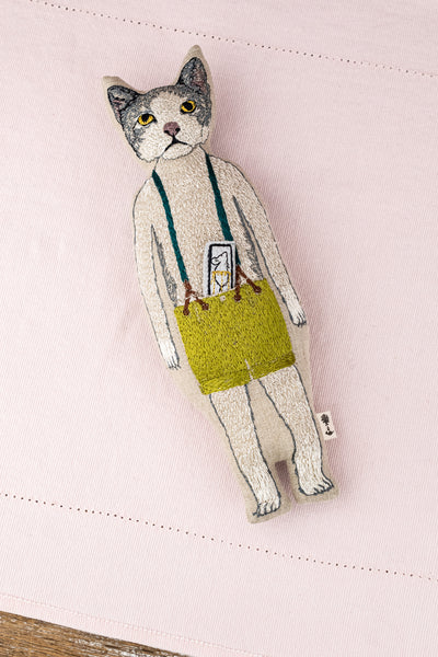 Embroidered Heirloom Kitty & Baby Cat