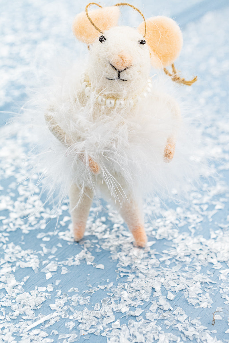 Fiona Feathers & Pearls Mouse Ornament