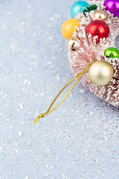 Frosted Bauble Wreath