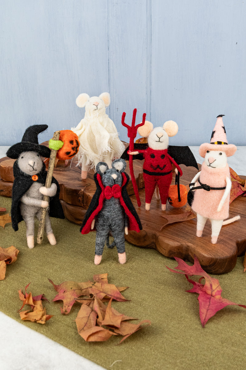 Halloween Frightful Friends Costumed Mice