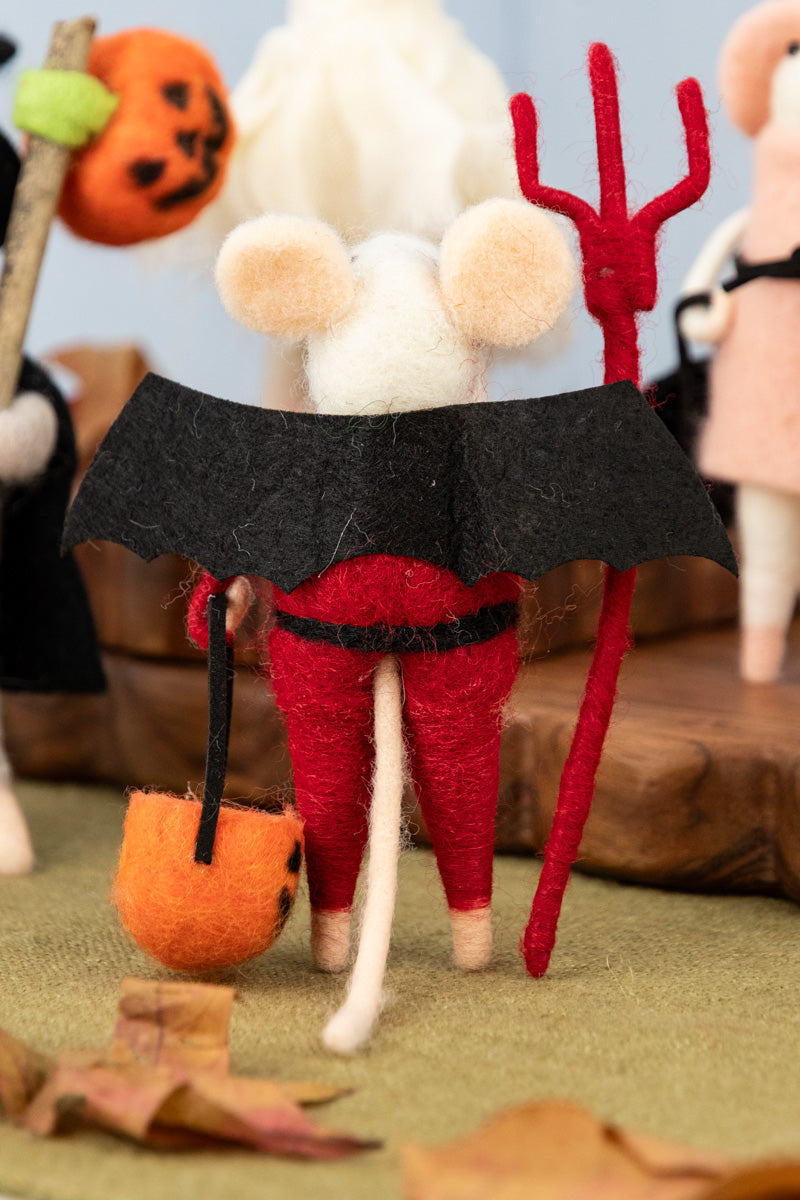 Halloween Frightful Friends Costumed Mice