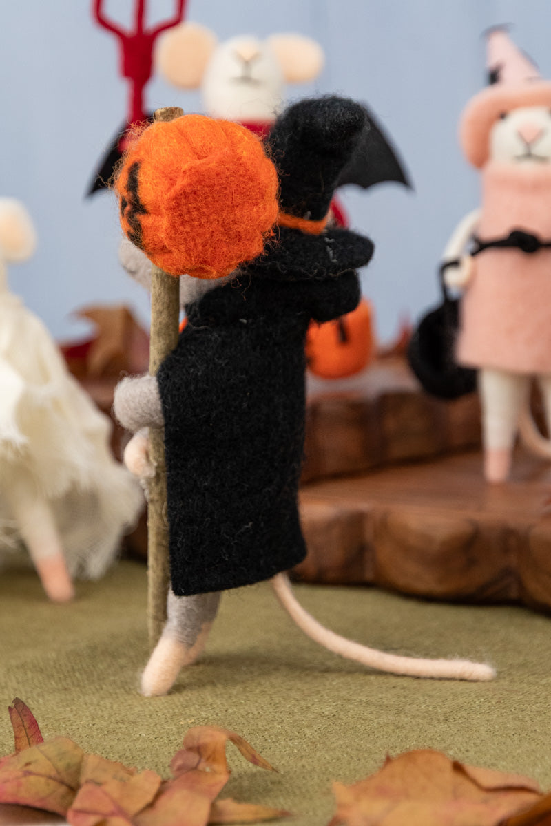 Halloween Frightful Friends Costumed Mice