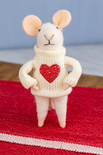 Heart Sweater Hazel Mouse