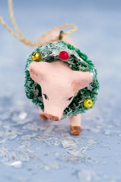 Baby Piglet with Wreath Ornament