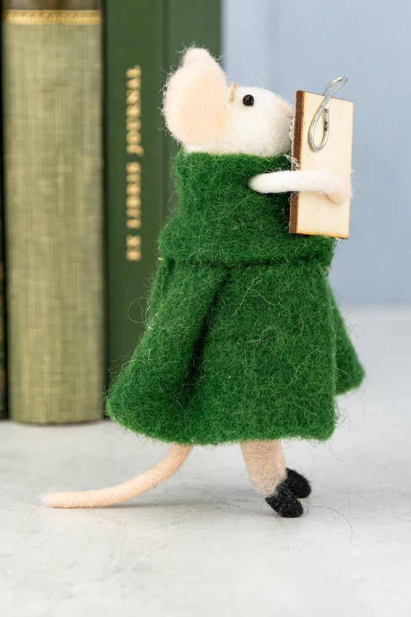 Organizing Olivia & Bowtie Barnaby Mouse