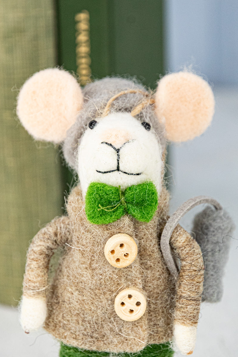 Organizing Olivia & Bowtie Barnaby Mouse