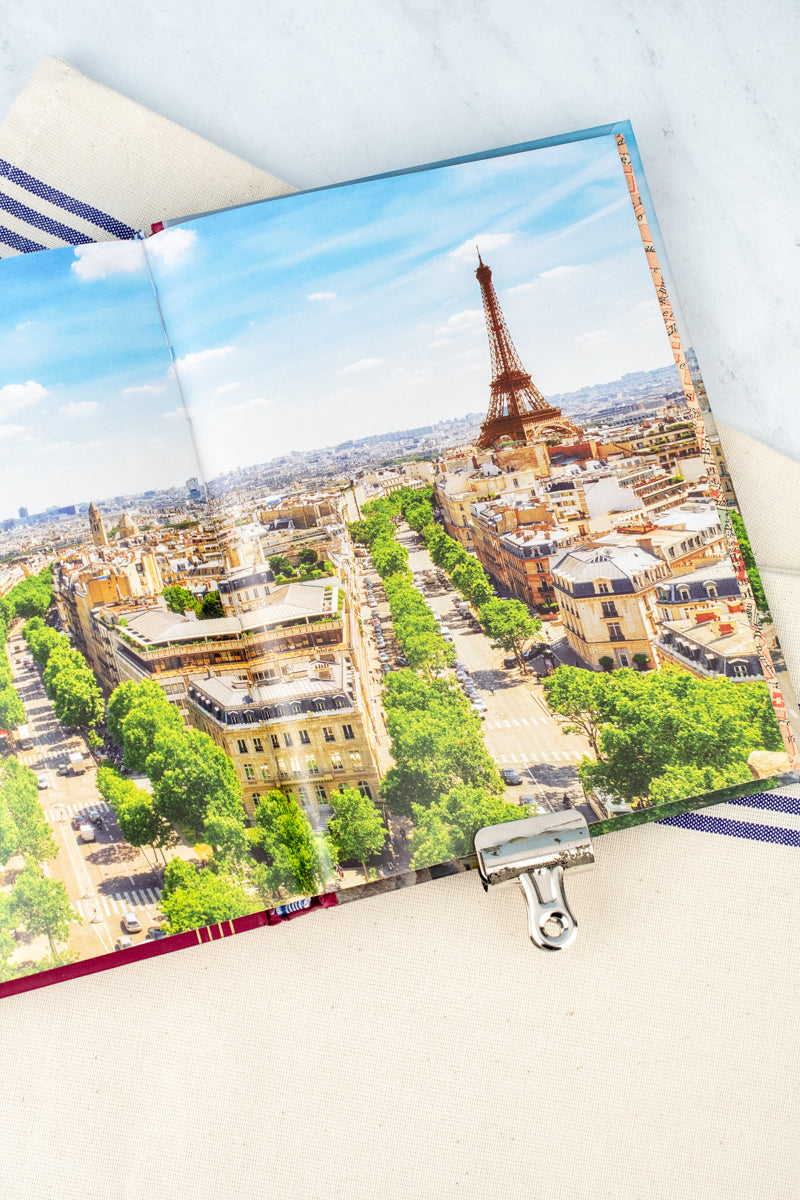 Paris Cocktails Book, 2nd Edition : An Elegant Collection of Over 100 Recipes Inspired by the City of Light