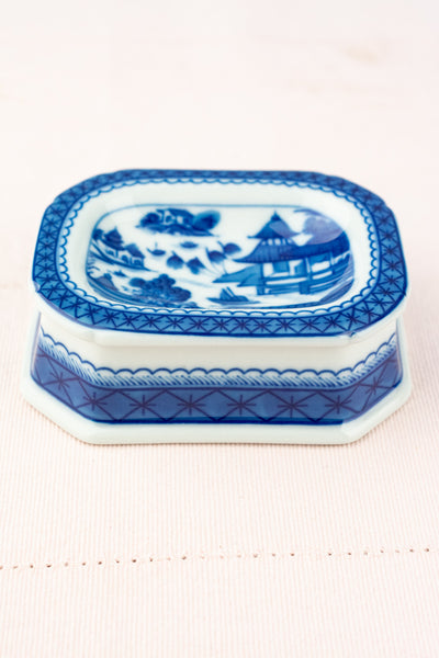 Vintage Mottahedeh "Blue Canton" Master Salt Dish