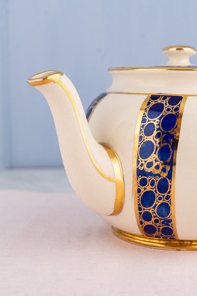 Vintage Queen Elizabeth II 1953 Coronation Tea Pot