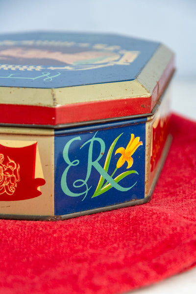 Vintage Queen Elizabeth II 1953 Coronation Tin