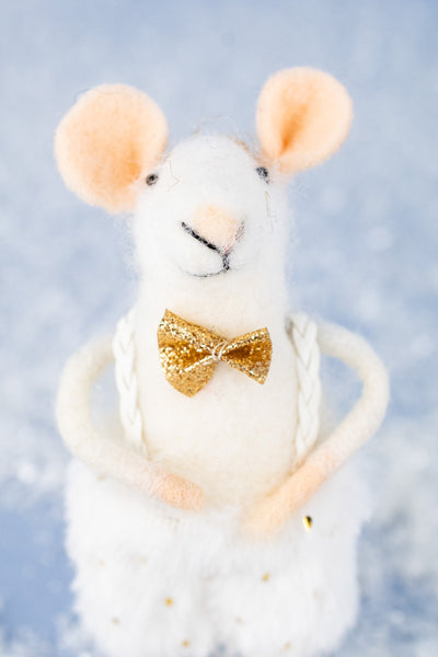 Wintry Willa & Wintertime Willoughby Mouse Ornaments