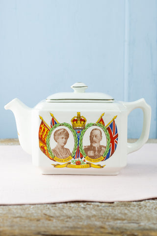 Mariage Frères Art Deco Large Insulated Teapot | P.O.S.H.