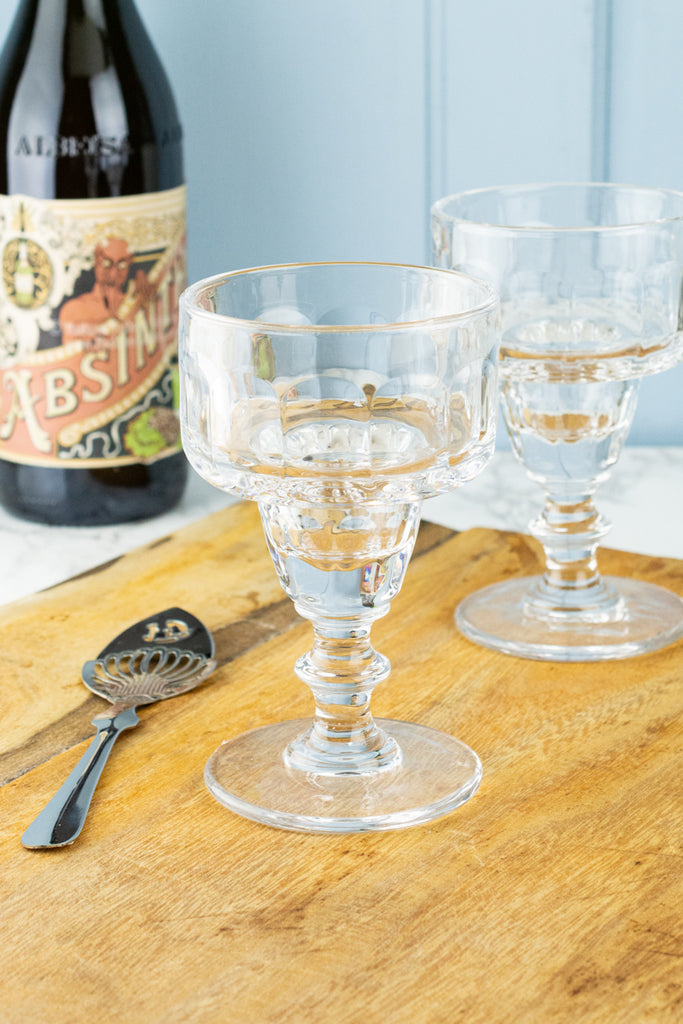 The Original Wine Glass that Holds an Entire Bottle of Wine - Big Betty