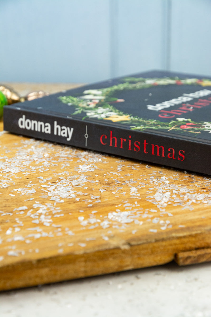 Donna Hay Christmas : Feasts & Treats, image 2 of 12