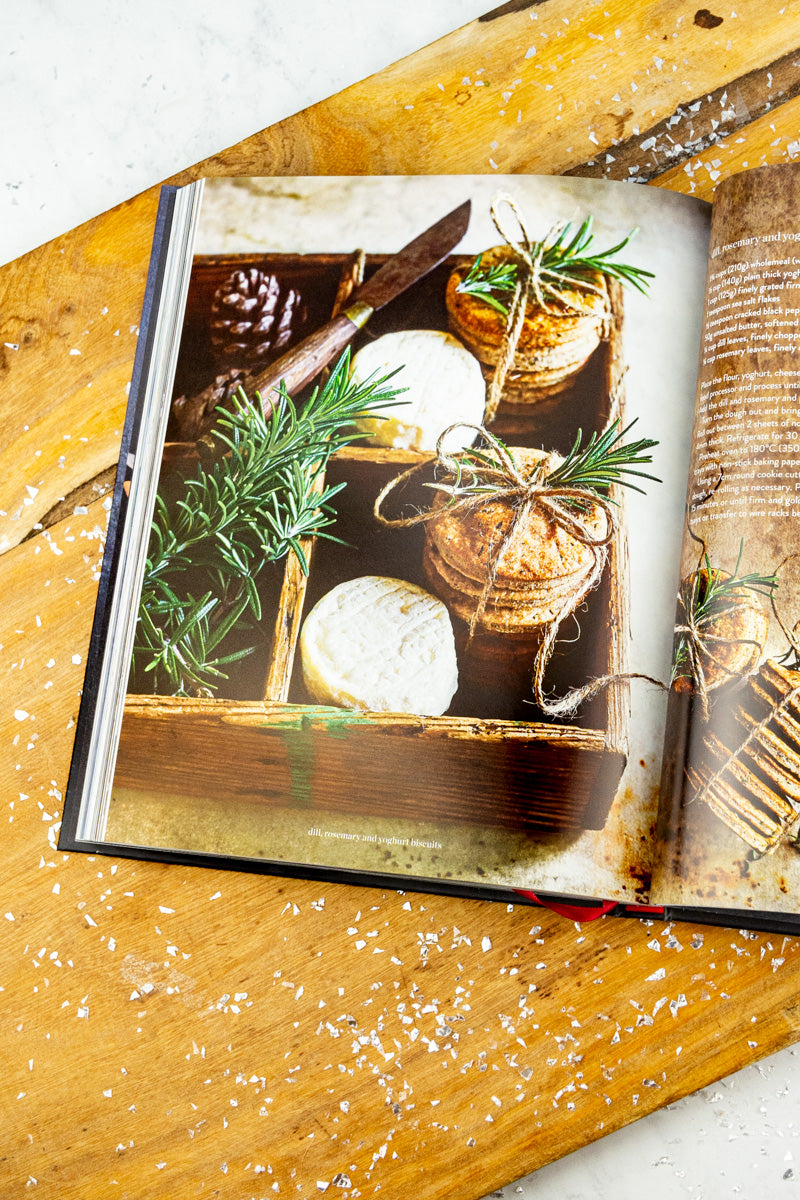 Donna Hay Christmas : Feasts & Treats, image 5 of 12