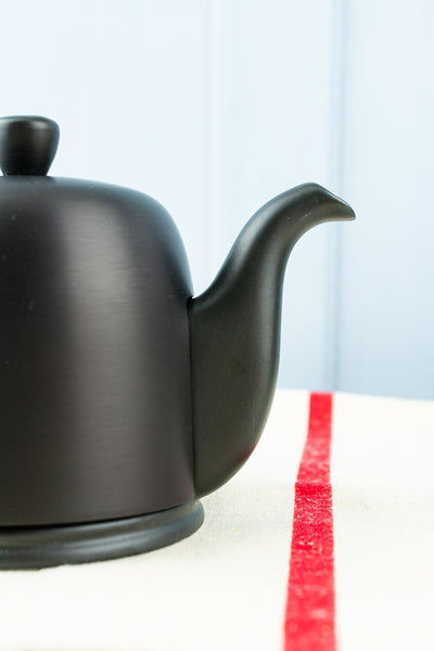 French Salam Matte Black Insulated Teapot - 4 Cup